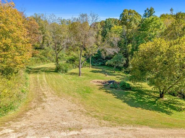 237 Ratcliff Cove Rd., Waynesville, NC 28786
